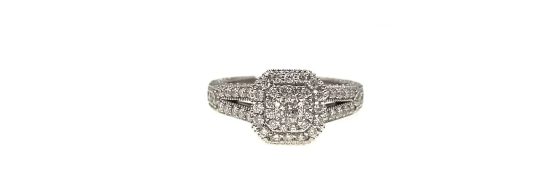 The Allure of Halo Engagement Rings: Why They're a Top Choice and Where to Find the Best in Dubai