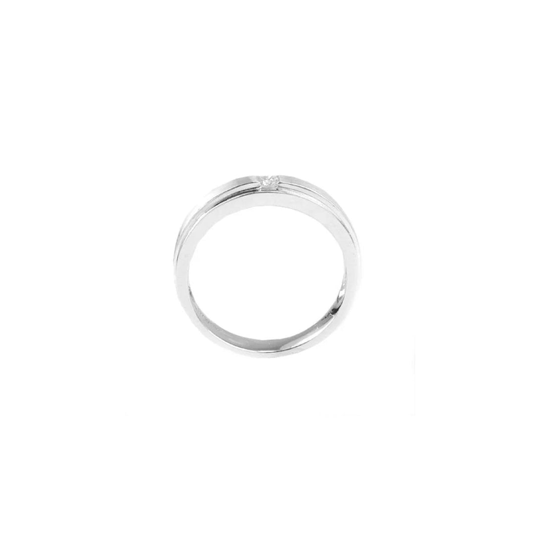 White gold Solitaire Engagement Ring