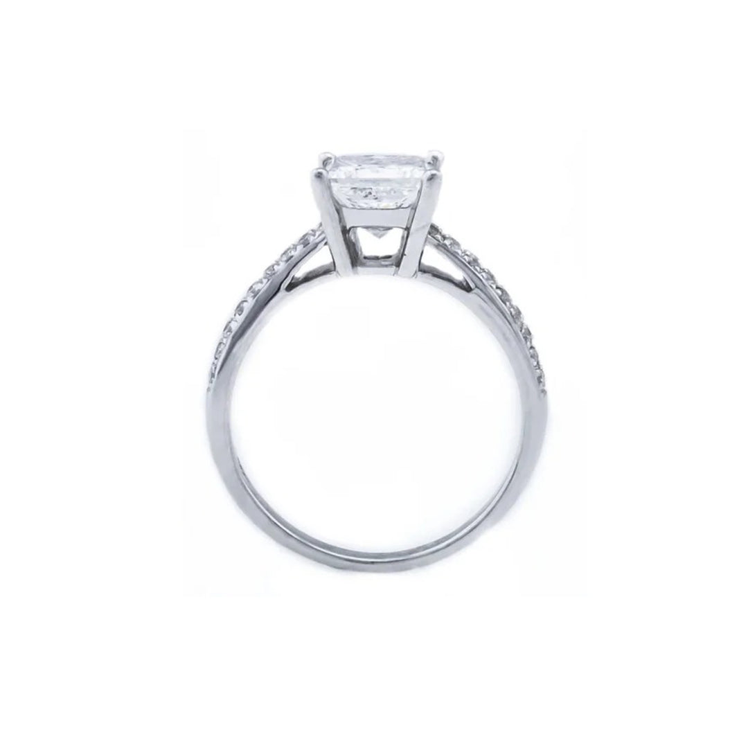 CHAPELS & PRINCES DIAMOND RING
